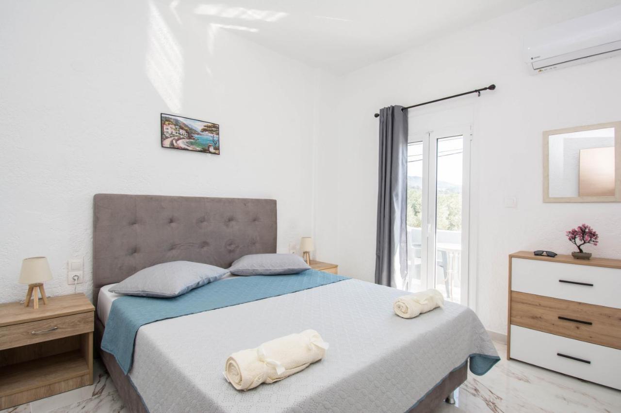 Zervakis Apartments Ferma Exteriér fotografie